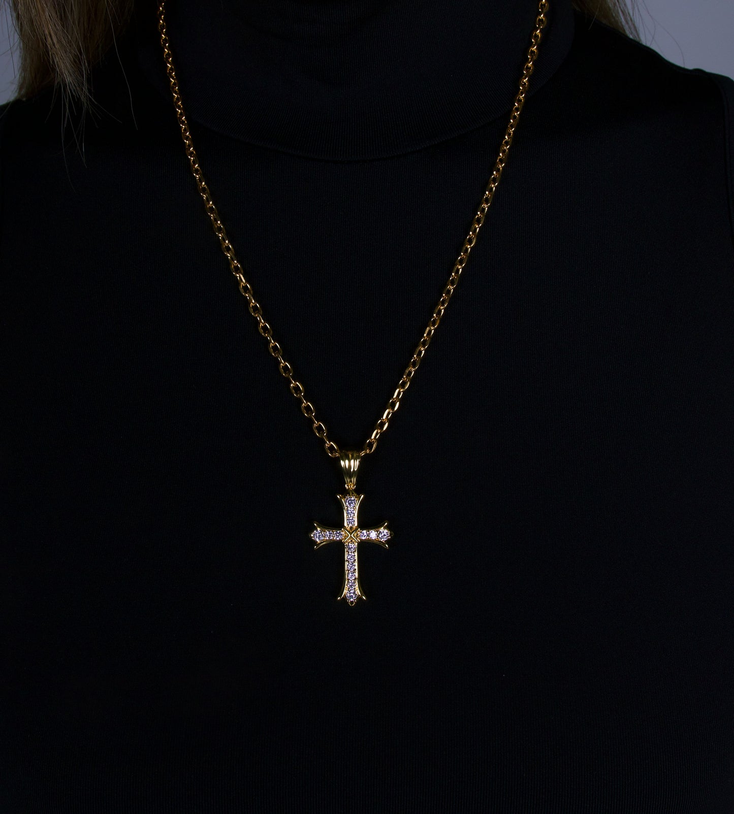 GOLD DIAMOND CROSS CHAIN