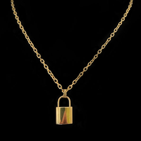 GOLD CABLE CHAIN WITH LOCK